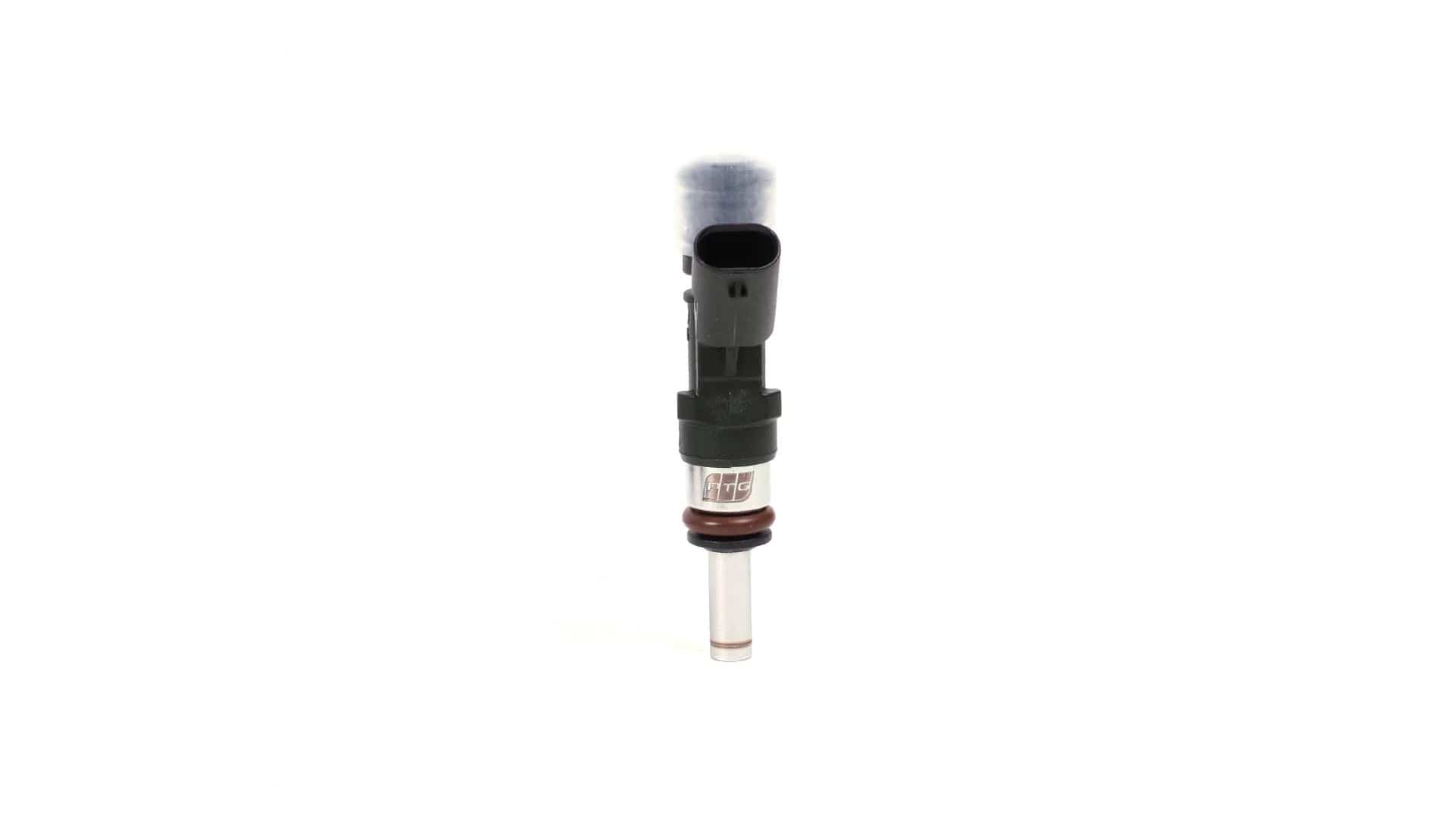 Premier Tuning Group M156 fuel injectors with high-precision design for engine performance